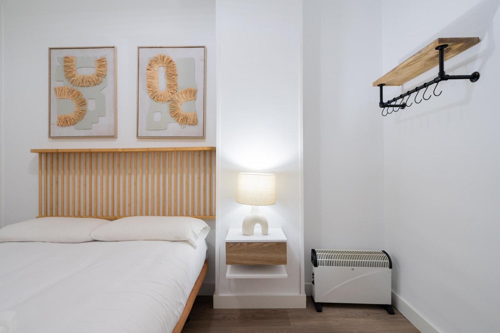 Apartamento En Chueca Para 4 Personas Alquiler Temporal Madrid Dış mekan fotoğraf