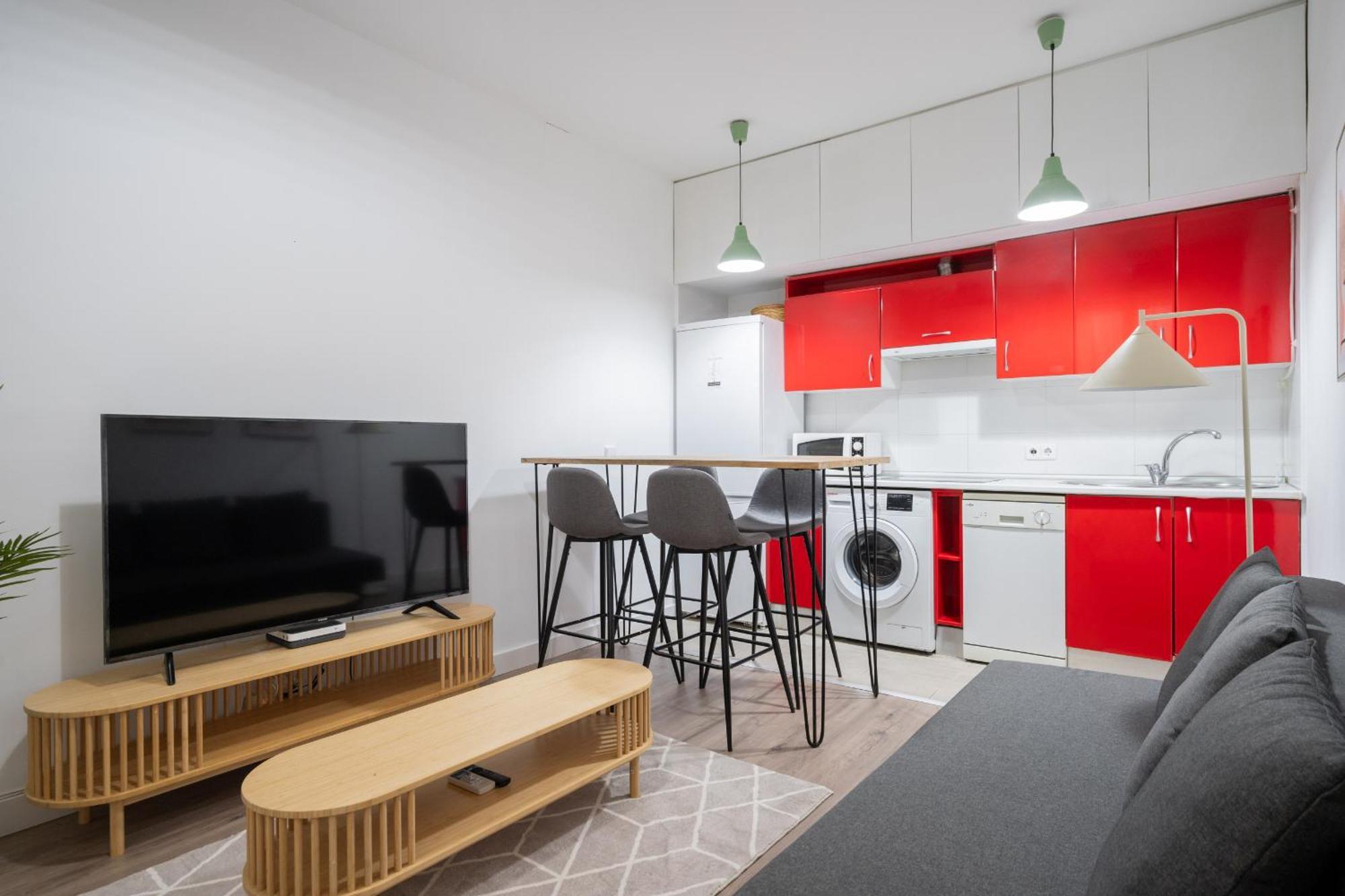 Apartamento En Chueca Para 4 Personas Alquiler Temporal Madrid Dış mekan fotoğraf